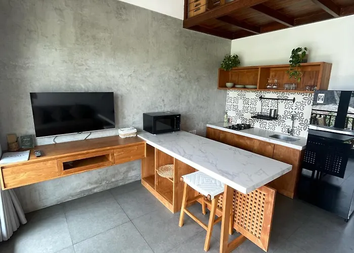 Suksma Guest house 4*